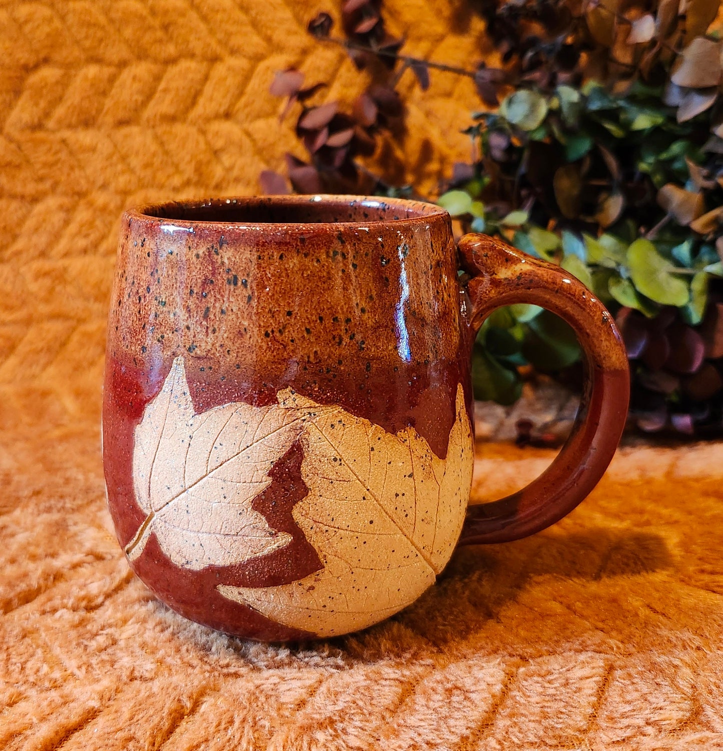 SM Leaf stamp mug