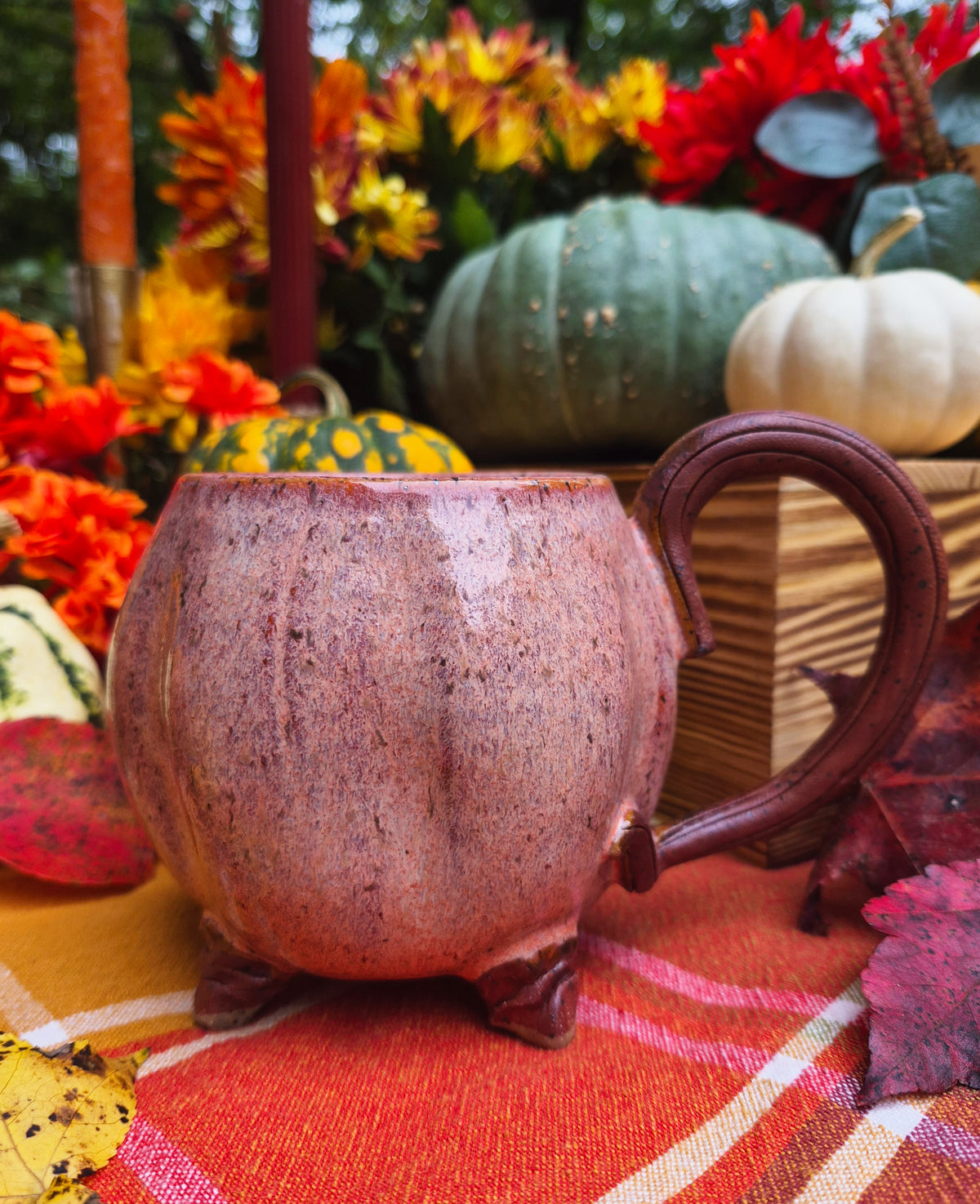 MED Pumpkin Cauldron Pink