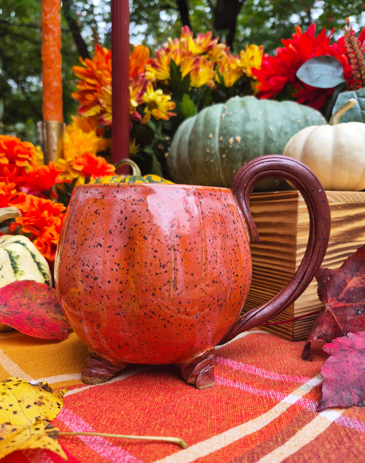 MED Pumpkin Cauldron Pink and Orange