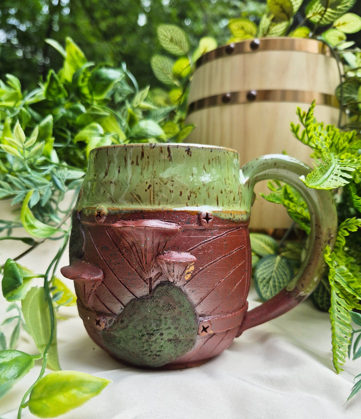 MED Moss and Mushroom Barrel